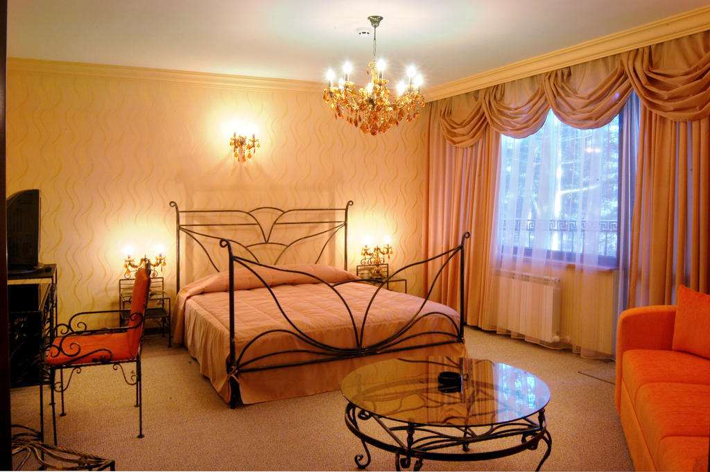 Hotel Unikat Velingrad Quarto foto